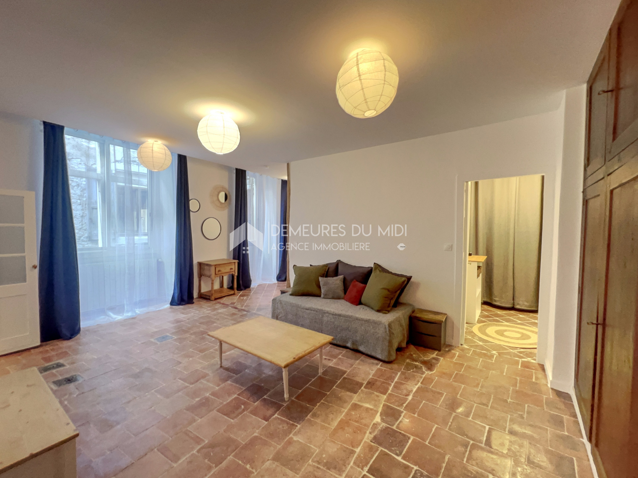 Image_, Studio, Saint-Hippolyte-du-Fort, ref :398