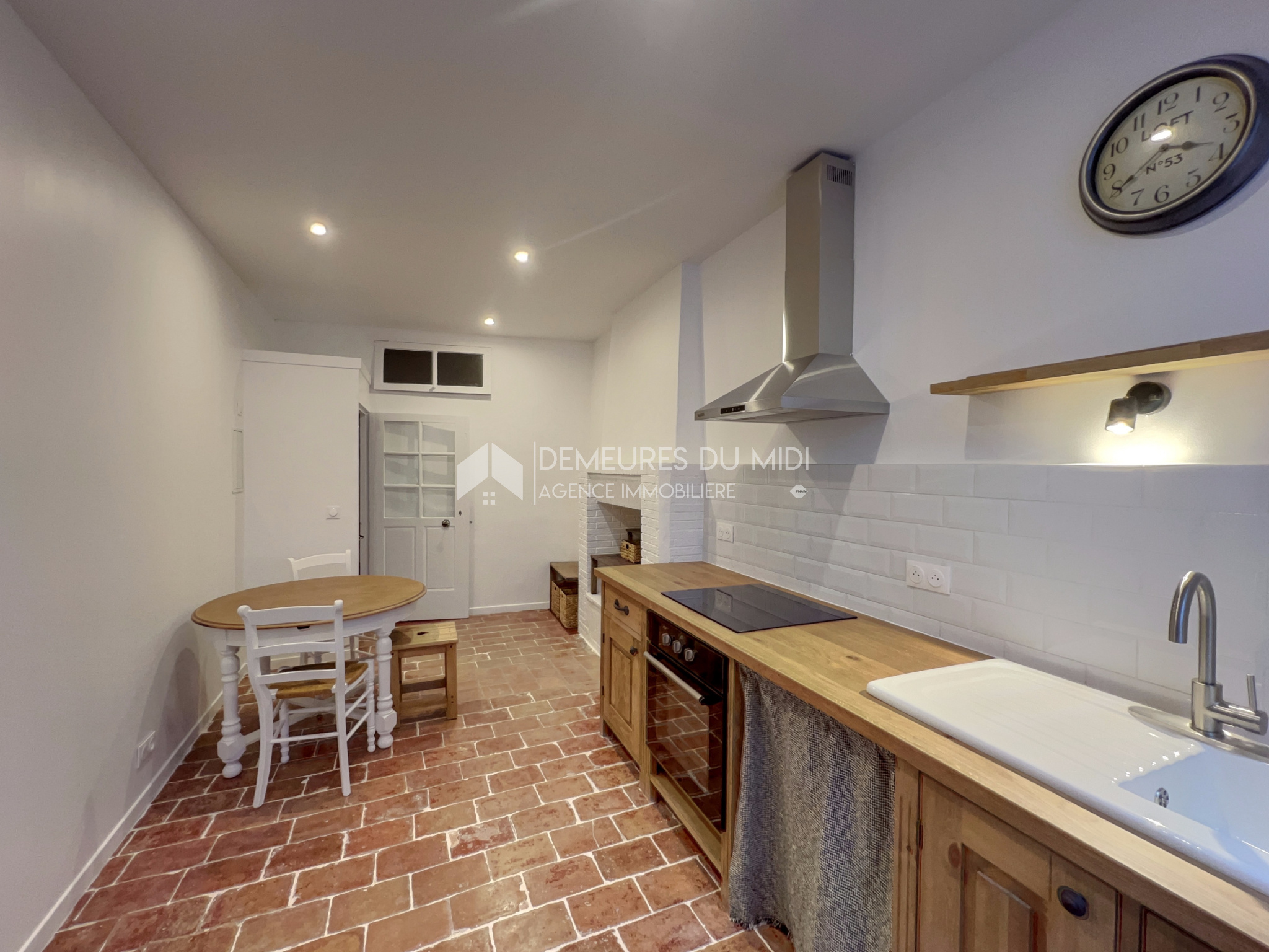 Image_, Studio, Saint-Hippolyte-du-Fort, ref :398